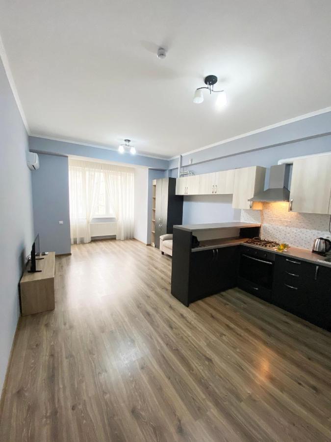 Sky House Central Apartment Chisinau Exterior foto
